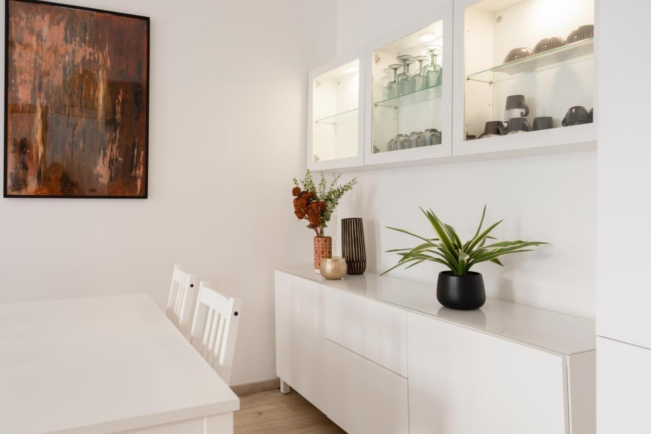 Xenia Apartments - Enjoy Porta Venezia In Modern Apt- 10 Min From Duomo มิลาน ภายนอก รูปภาพ